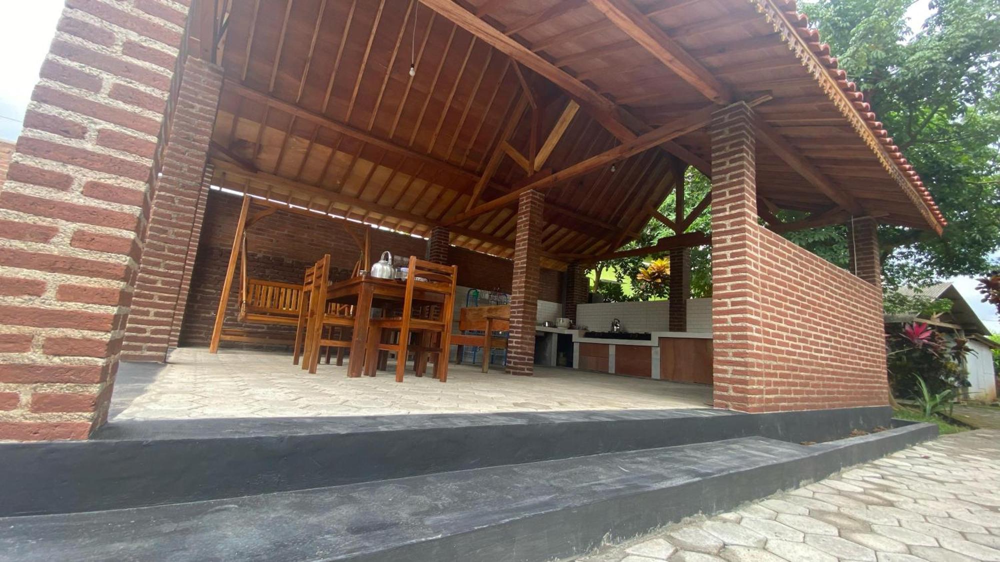 Adventure Turtle Homestay Meru Betiri Sarungan Extérieur photo