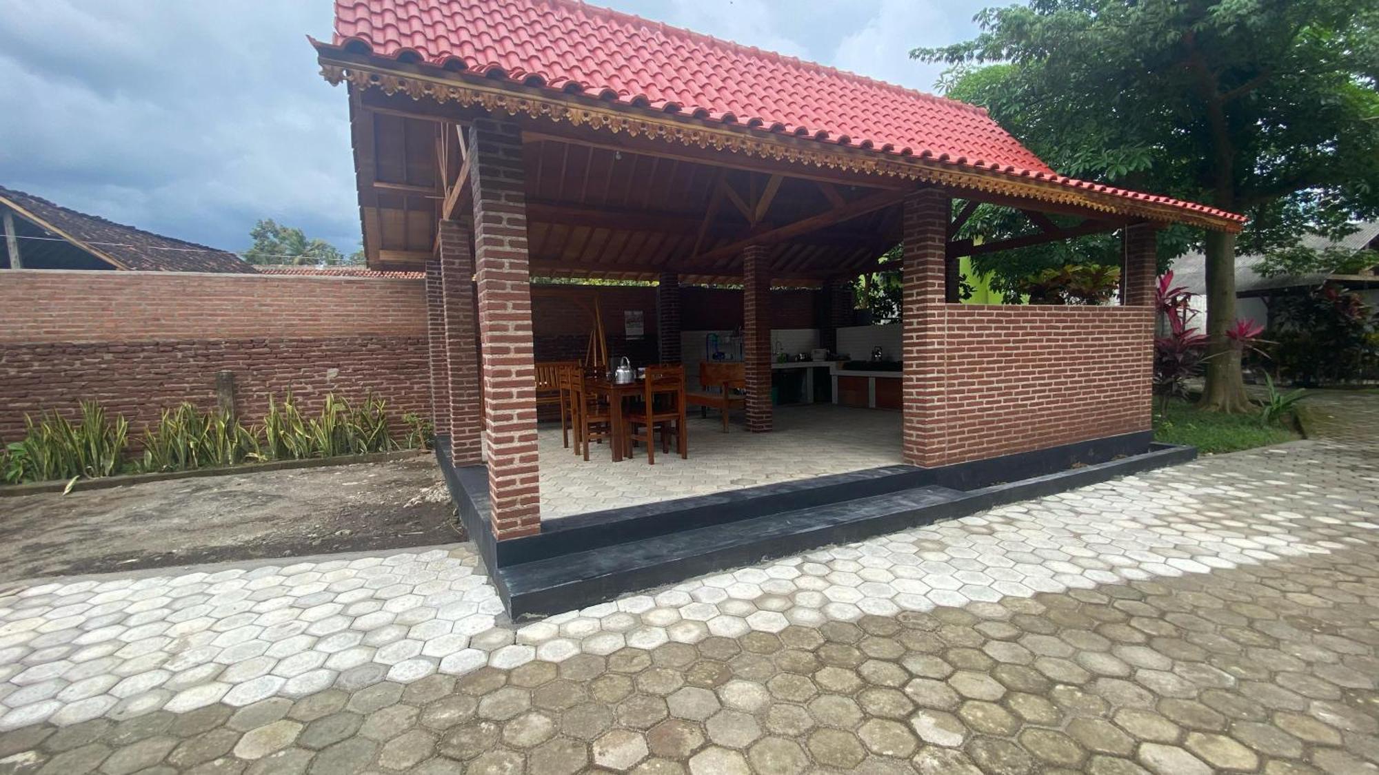 Adventure Turtle Homestay Meru Betiri Sarungan Extérieur photo